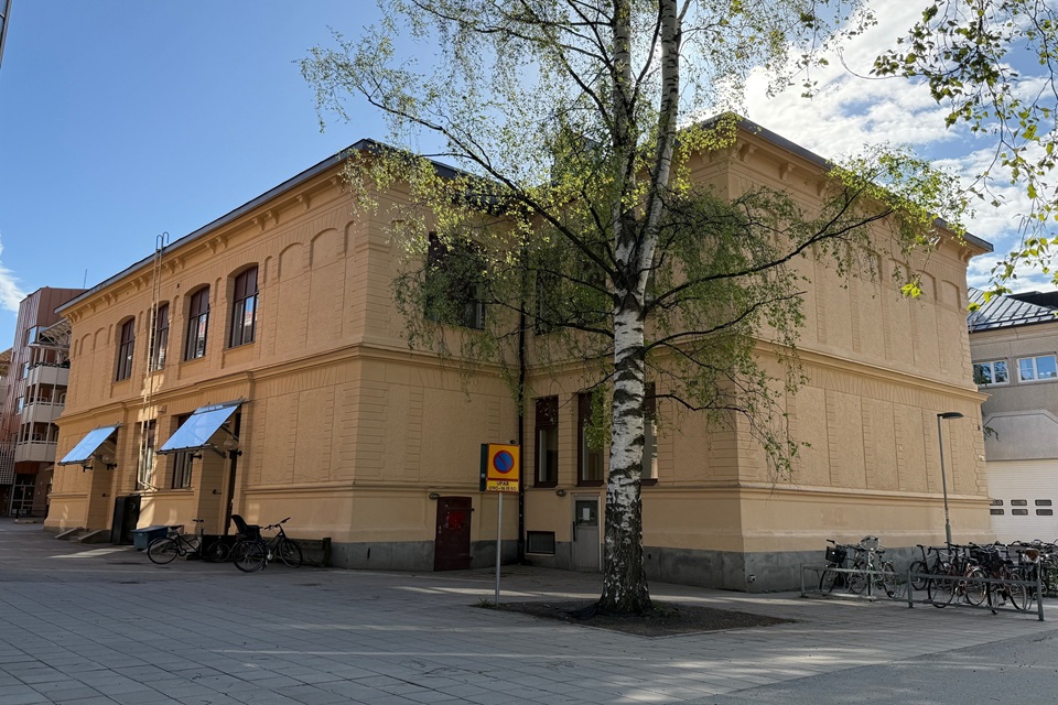 Ange alt-text; vad bilder föreställer.